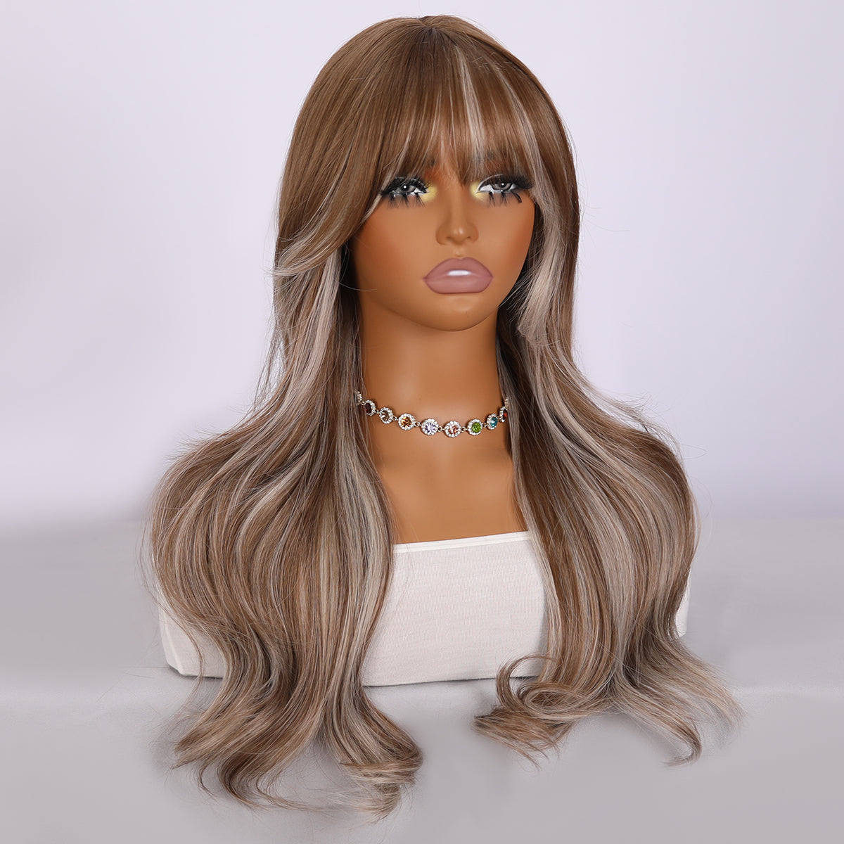 UBeauty Peluca Larga Ondulada Con Flequillo Color Rubio Cenizo Con Mechas Platino 66CM Fibra Sintética Resistente Al Calor Para Mujer